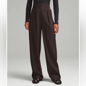NWT Lululemon Pleat-Front High-Rise Trouser in Espresso Brown, Size  10